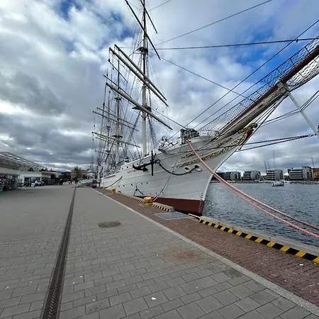Plac Unii Justyna * Γκντίνια